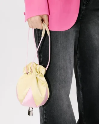 Bolsa «Kenzo Star» de seda satinada