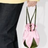 Bolsa «Kenzo Star» de seda satinada Bolsa «Kenzo Star» de seda satinada