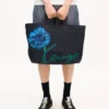 Bolso tote grande «Kenzo Tulip» en sarga tipo denim Bolso tote grande «Kenzo Tulip» en sarga tipo denim