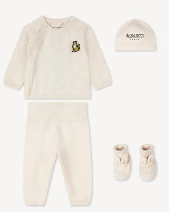 Conjunto de punto para recién nacido