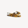 Mules «Kenzo-Kali» con estampado de tigre en piel sintética Mules «Kenzo-Kali» con estampado de tigre en piel sintética