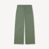 Pantalón chino de algodón con doble pliegue en las rodillas Pantalón chino de algodón con doble pliegue en las rodillas