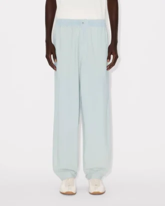 Pantalones de chambray en color piedra decolorado