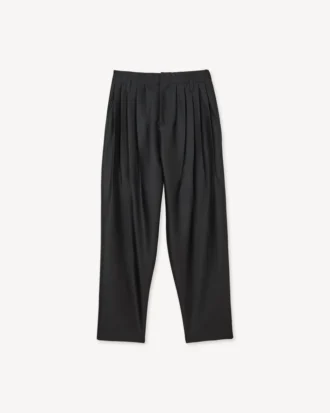 Pantalones entallados con pliegues de lana virgen y seda