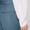 Pantalones rectos de sastrería en lana virgen Pantalones rectos de sastrería en lana virgen