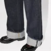 Vaqueros de corte ancho con vuelta en denim japonés Vaqueros de corte ancho con vuelta en denim japonés