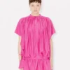 Vestido plisado oversize en seda Vestido plisado oversize en seda